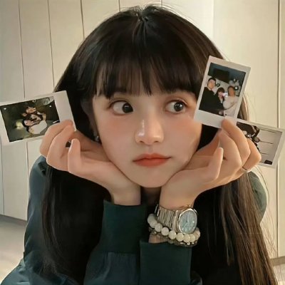 没有耳朵的兔子和两只耳朵的小鸡